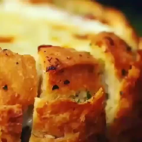 نان سیر با سس گوشت