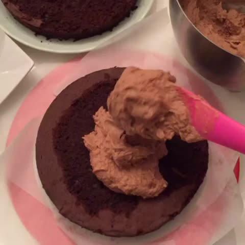 تزئین کیک با یه روش ساده