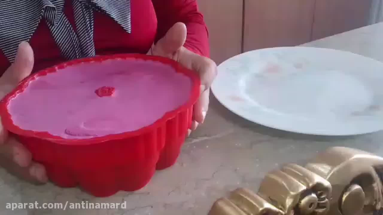 یه روش آسان برای درآوردن ژله از قالب