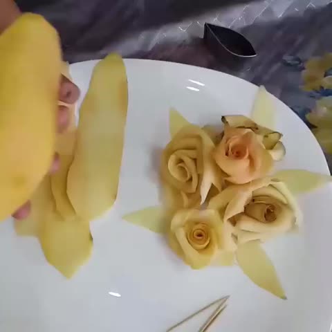 سیب زمینی به شکل گل رز