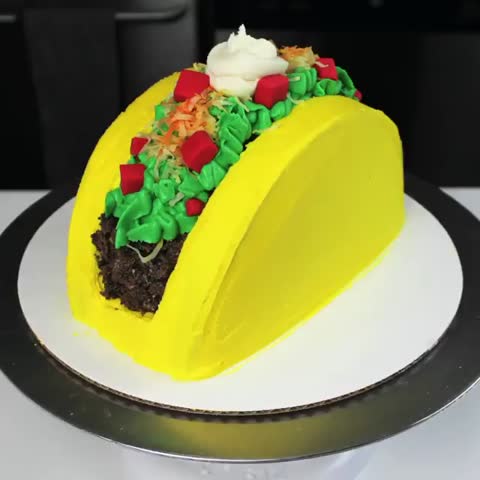 ساندویچ با کیک