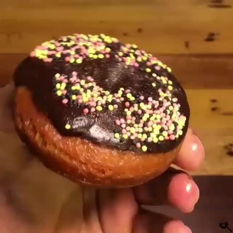 دونات خوشمزه