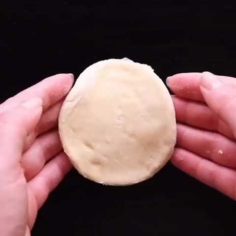 ایده های برش و پیچیدن خمیر