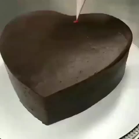 تزیین کیک اینه