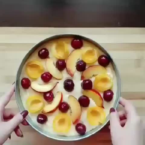 کیک میوه ای