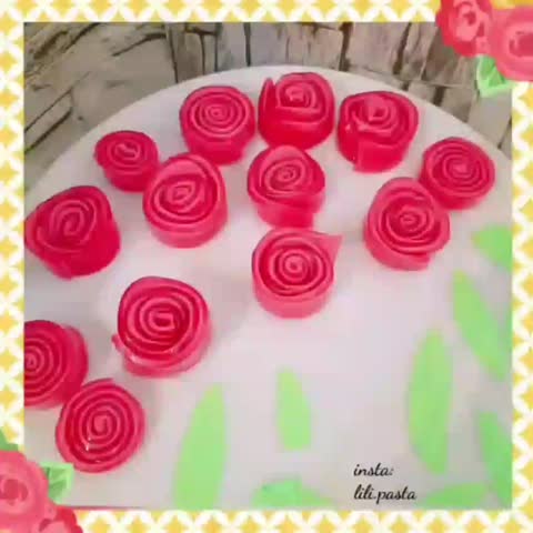 ژله رولی یافرفره ای