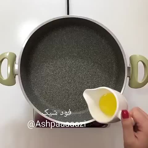 ((پیتزا گوشت))