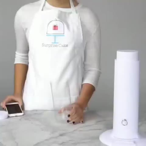 کیک سوپرایز