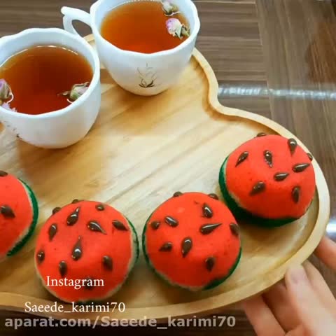 کیک فنجانی شب یلدا