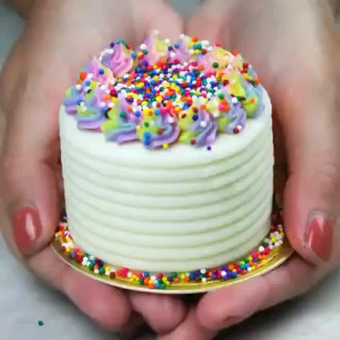 مینی کیک خامه ای