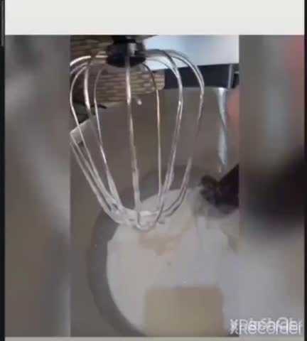 فرم دادن خامه