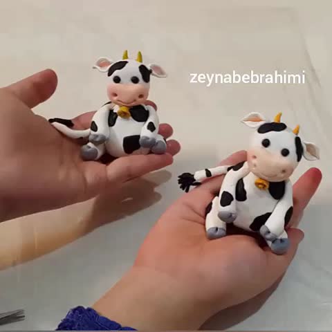 گاو ۱۴۰۰ (عروسک فوندانتی)