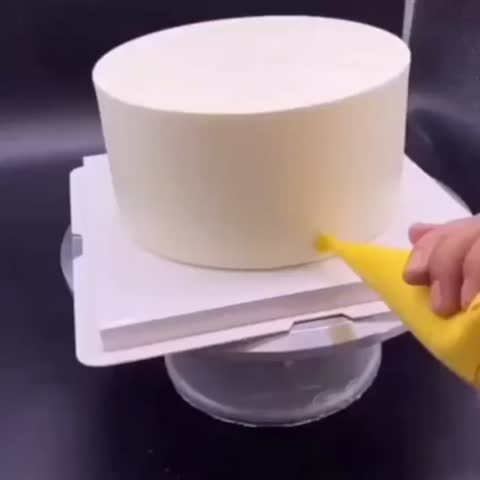 تزئین کیک طرح آفتابگردان