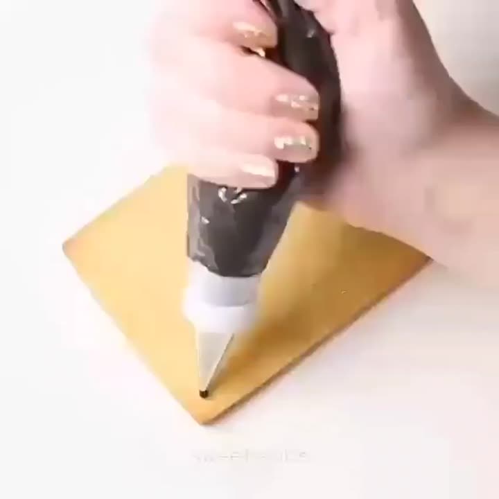 کوکی طرح دار