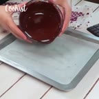 کیا شکلات دوس دارن اووووم