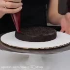 تزیین کیک شکلاتی ل ب