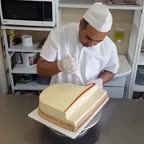 تزﺋین کیک زیبا