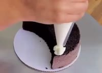 تزیین کیک خیلی زیبا