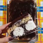 کیک سوپرایز نارگیلی شکلاتی...