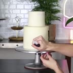 تزیین بسیار زیبای کیک