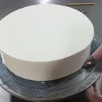 تزئین کیک ساده و قشنگ