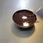 تزیین کیک با شکلات آب شده