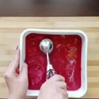 بستنی آلبالویی