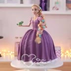 تزیین کیک عروسکی