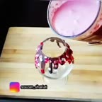 ملیک شیک توت فرنگی