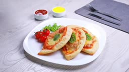 پیتزا کالزونه