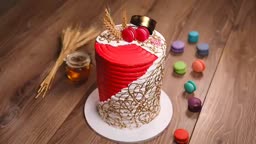 کیک تولد رولتی