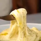 سیب زمینی پنیری برگ ریزان خوشمزه